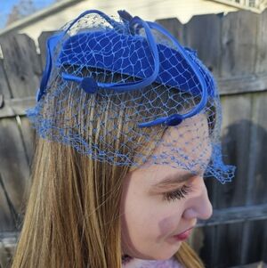Vintage Glenover Henry Pollack Blue Velvet Veiled Hat. Beautiful.